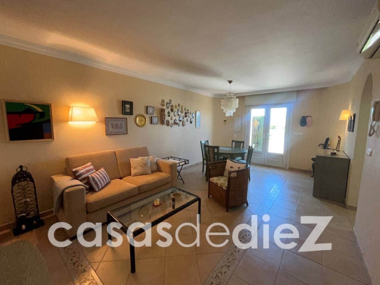 2 sovrum Radhus till salu i Oliva Nova med pool - 228 500 € (Ref: 9689914)