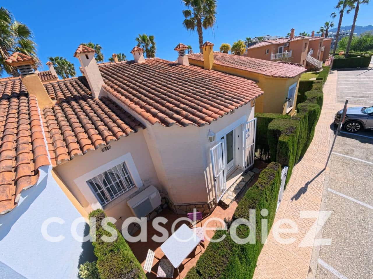 2 sovrum Radhus till salu i Oliva Nova med pool - 228 500 € (Ref: 9689914)