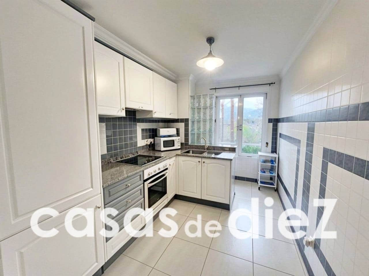 2 makuuhuone Asunto myytävänä paikassa Oliva Nova mukana uima-altaan 
autotalli - 280 000 € (Ref: 9689915)