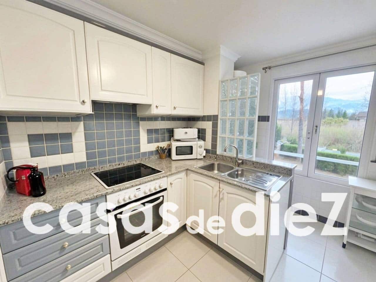 2 makuuhuone Asunto myytävänä paikassa Oliva Nova mukana uima-altaan 
autotalli - 280 000 € (Ref: 9689915)