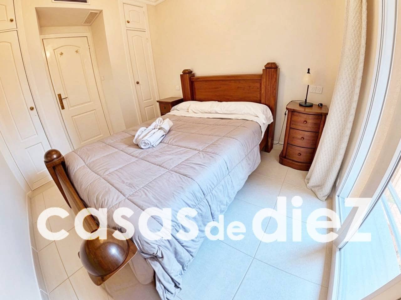 2 makuuhuone Asunto myytävänä paikassa Oliva Nova mukana uima-altaan 
autotalli - 280 000 € (Ref: 9689915)