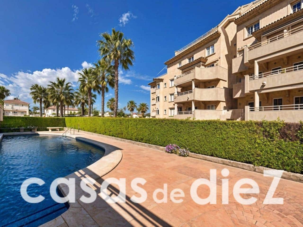 1 quarto Apartamento para venda em Oliva Nova com piscina garagem - 180 000 € (Ref: 9689916)