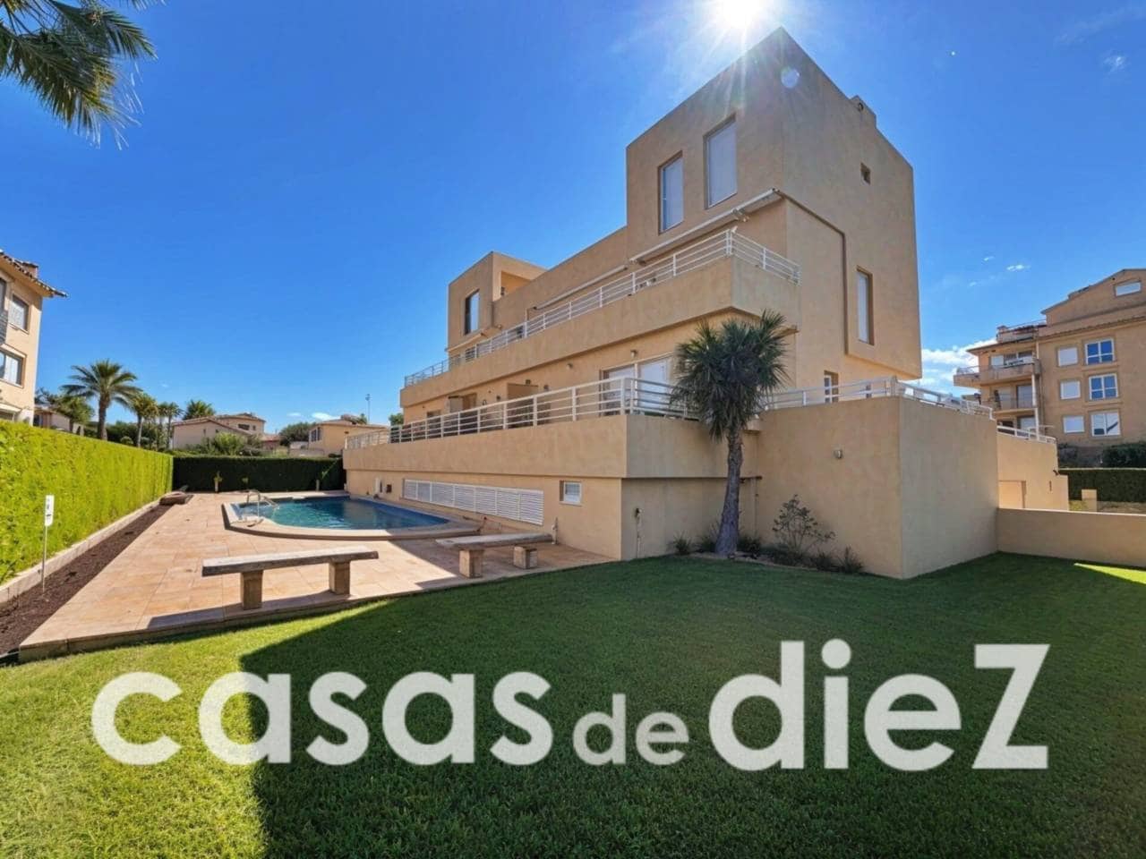 1 quarto Apartamento para venda em Oliva Nova com piscina garagem - 180 000 € (Ref: 9689916)