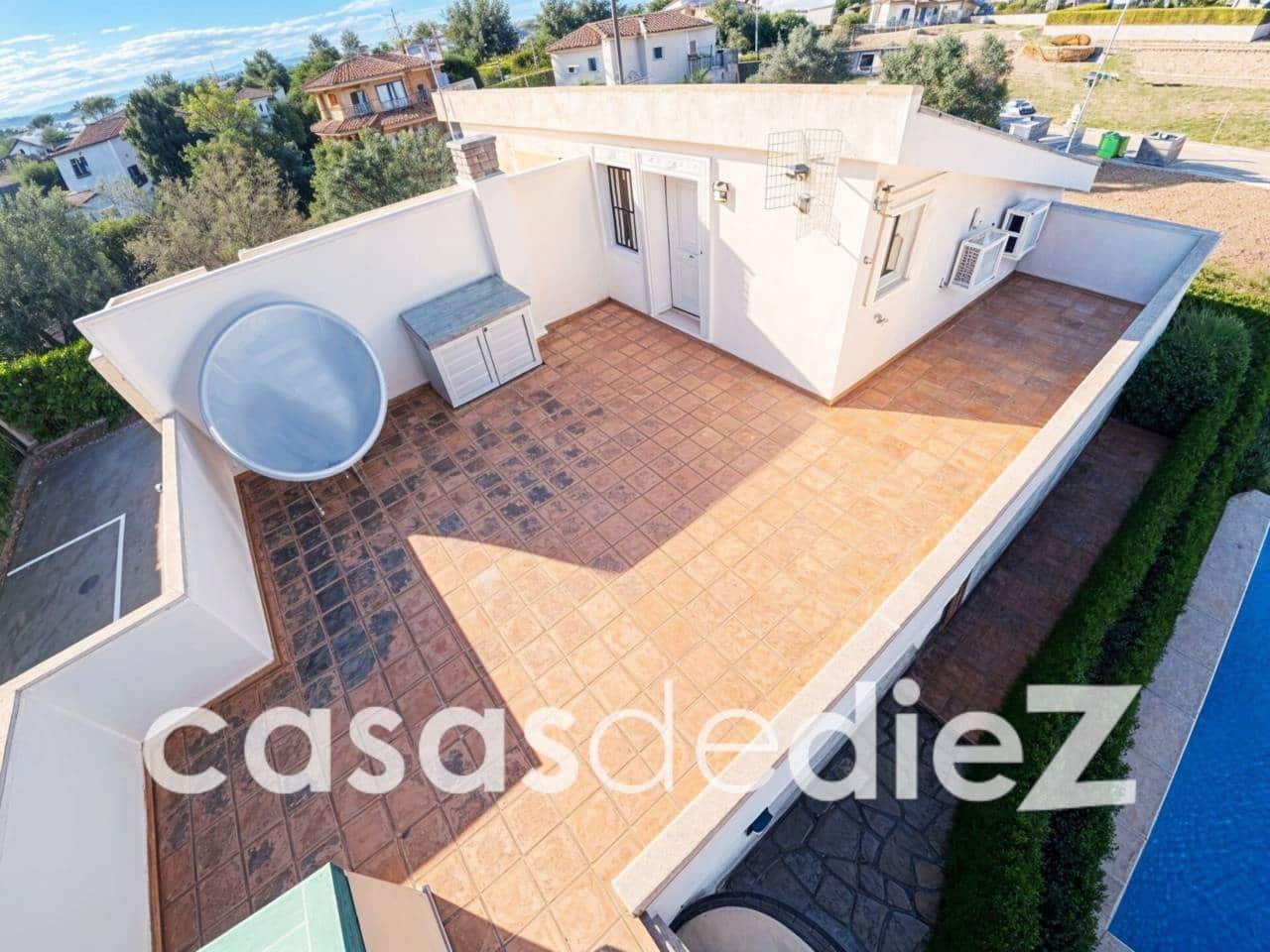 4 camera da letto Casa in vendita in Oliva Nova con piscina garage - 462.000 € (Rif: 9788105)
