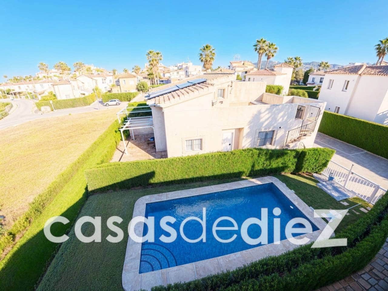 4 camera da letto Casa in vendita in Oliva Nova con piscina garage - 462.000 € (Rif: 9788105)