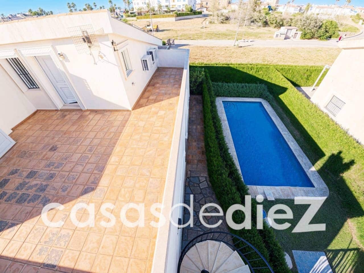 4 camera da letto Casa in vendita in Oliva Nova con piscina garage - 462.000 € (Rif: 9788105)