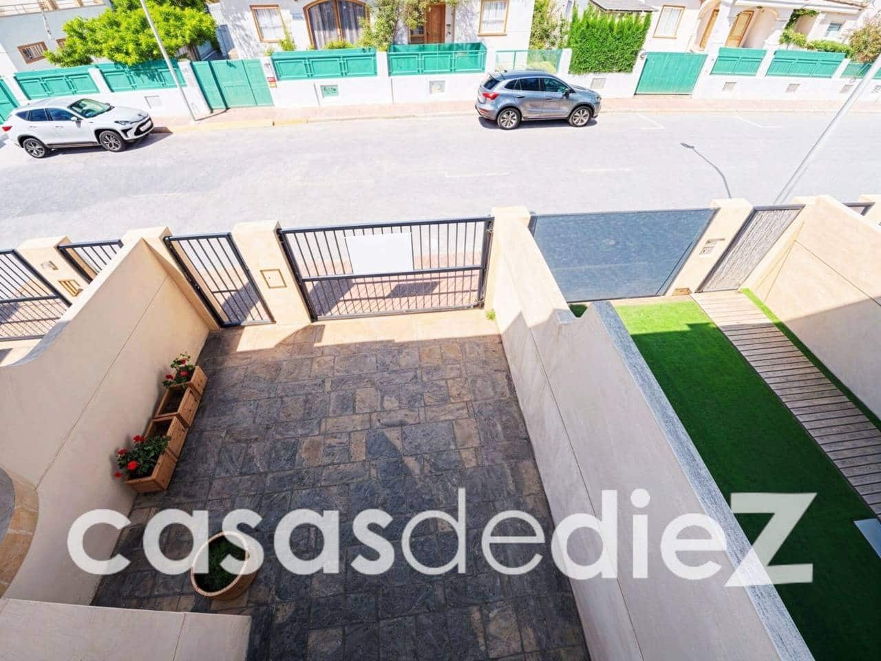 4 sypialnia Dom na sprzedaż w Miasto Walencja z basenem garażem - 315 000 € (Ref: 9793837)