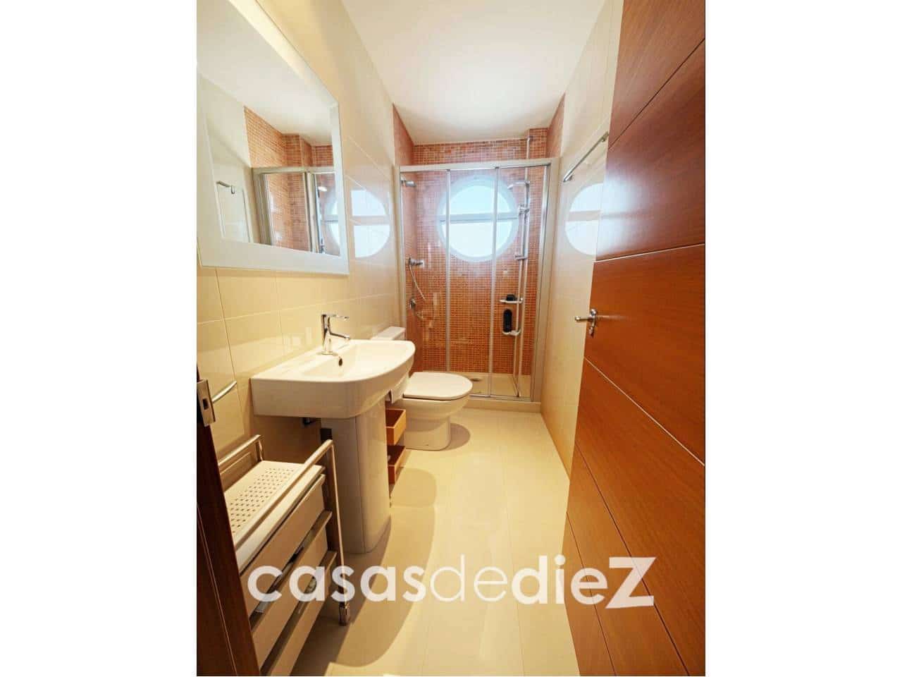 3 bedroom Penthouse for sale in Denia with pool garage - € 685,000 (Ref: 9863894)