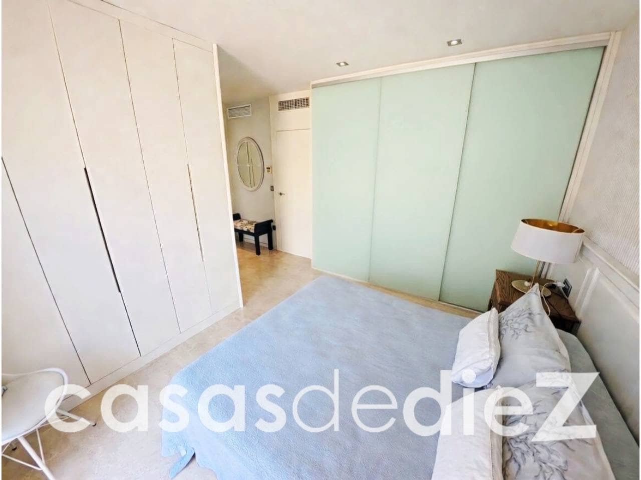 Casa de 3 habitaciones en Oliva en venta con garaje - 455.000 € (Ref: 9891527)