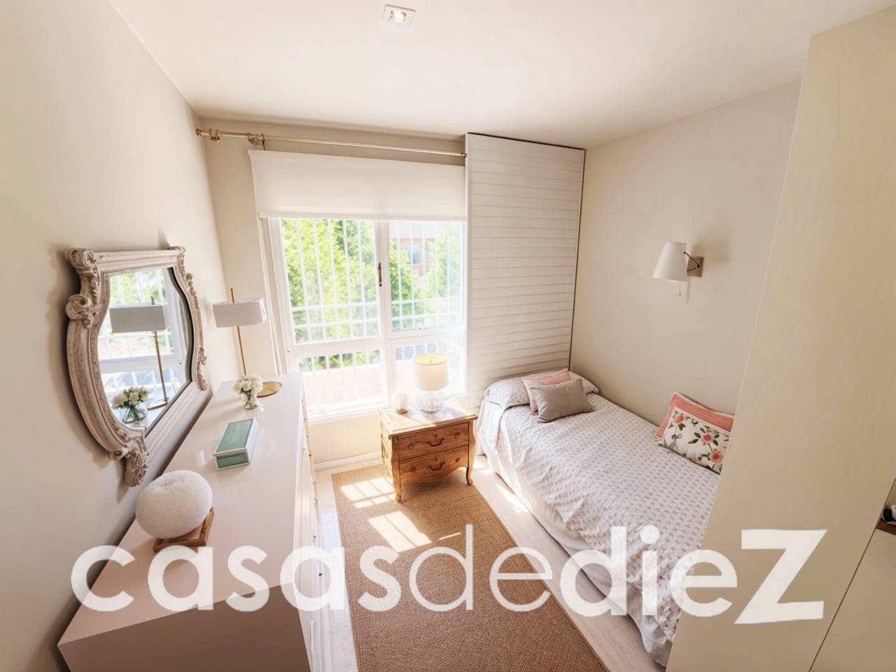 Casa de 3 habitaciones en Oliva en venta con garaje - 455.000 € (Ref: 9891527)