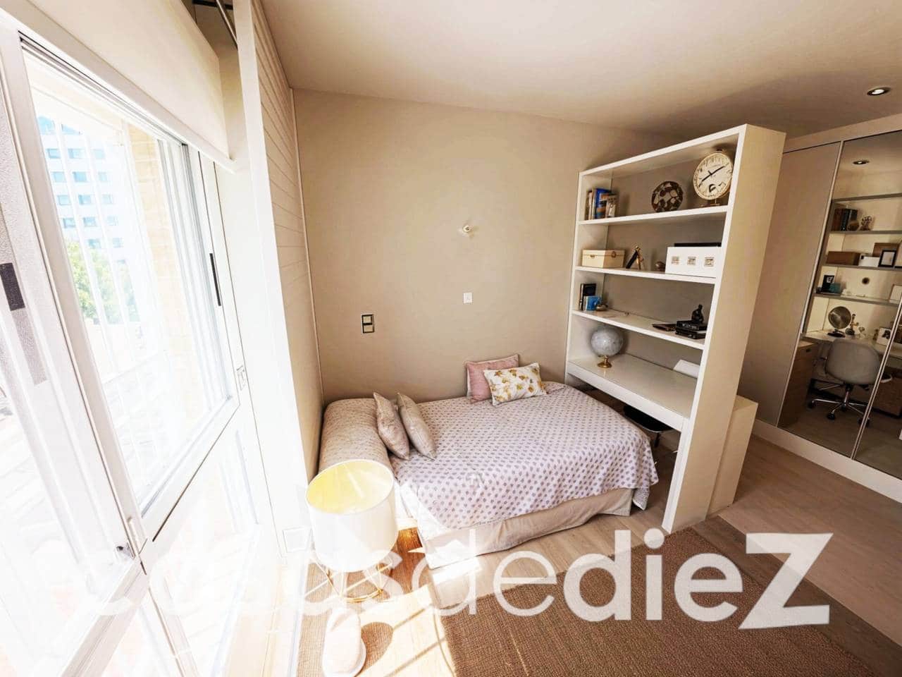 Casa de 3 habitaciones en Oliva en venta con garaje - 455.000 € (Ref: 9891527)