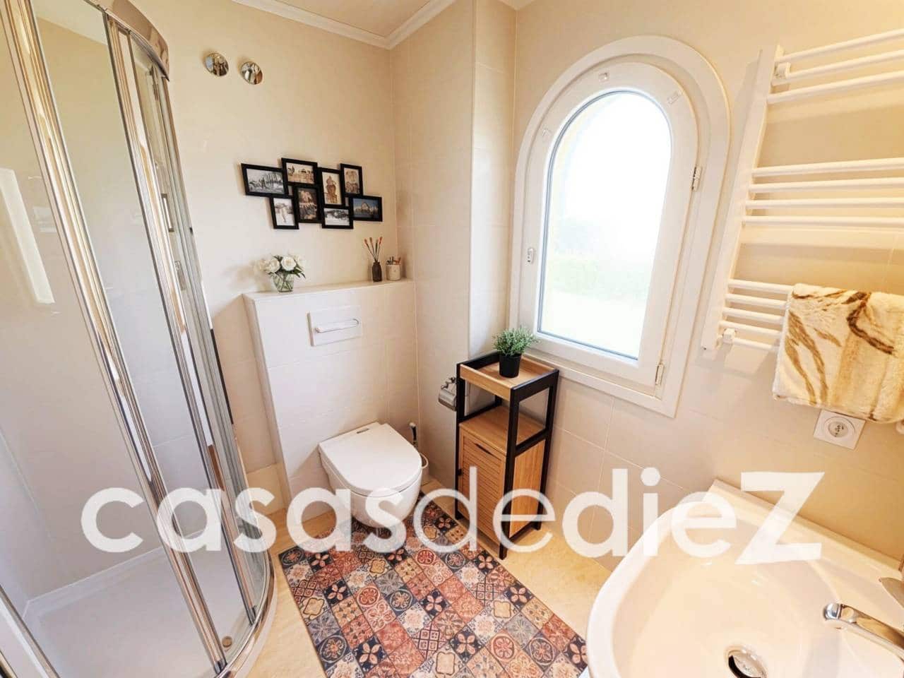 2 bedroom Flat for sale in Oliva Nova with pool garage - € 554,000 (Ref: 9930012)