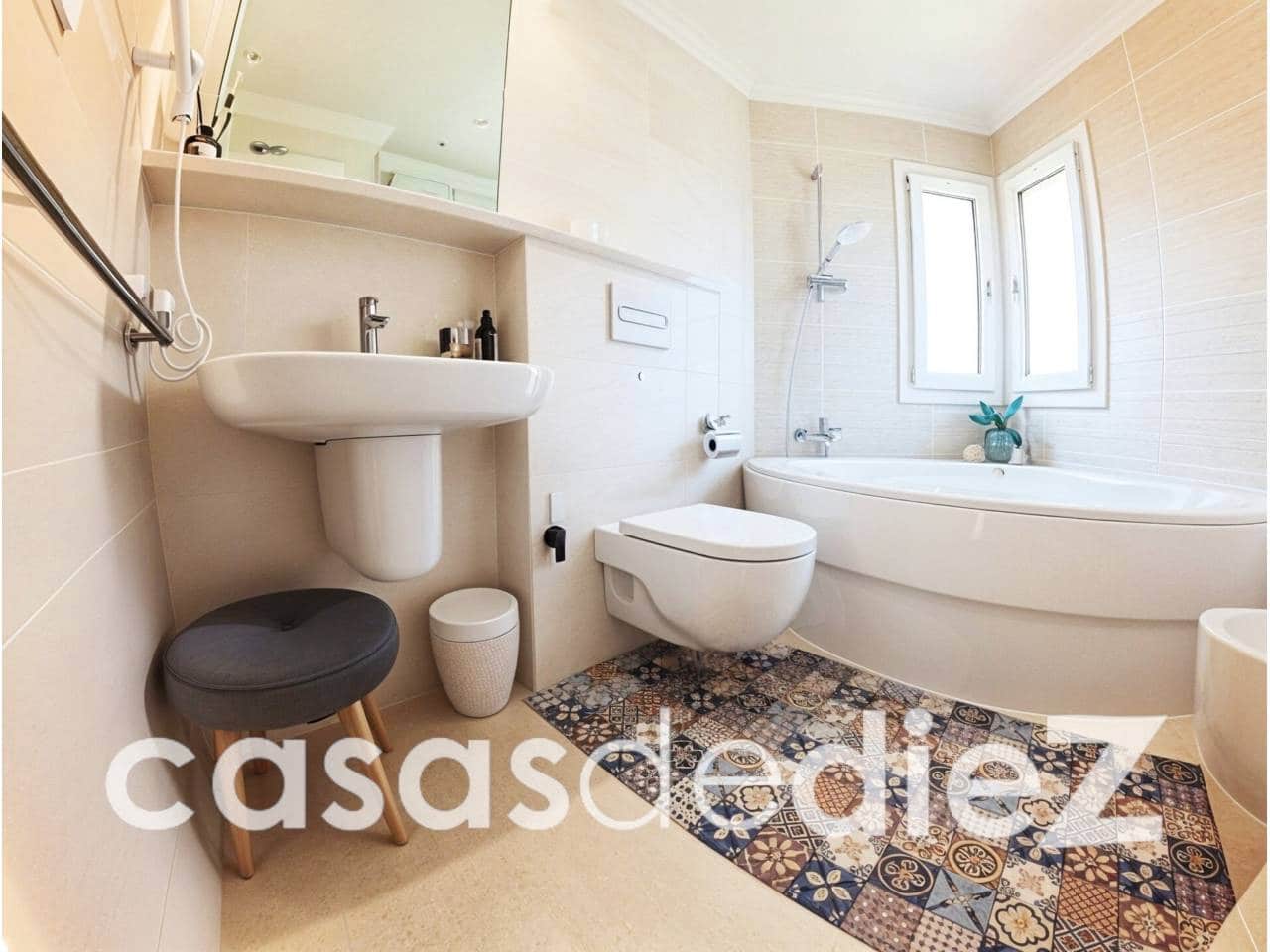 2 bedroom Flat for sale in Oliva Nova with pool garage - € 554,000 (Ref: 9930012)