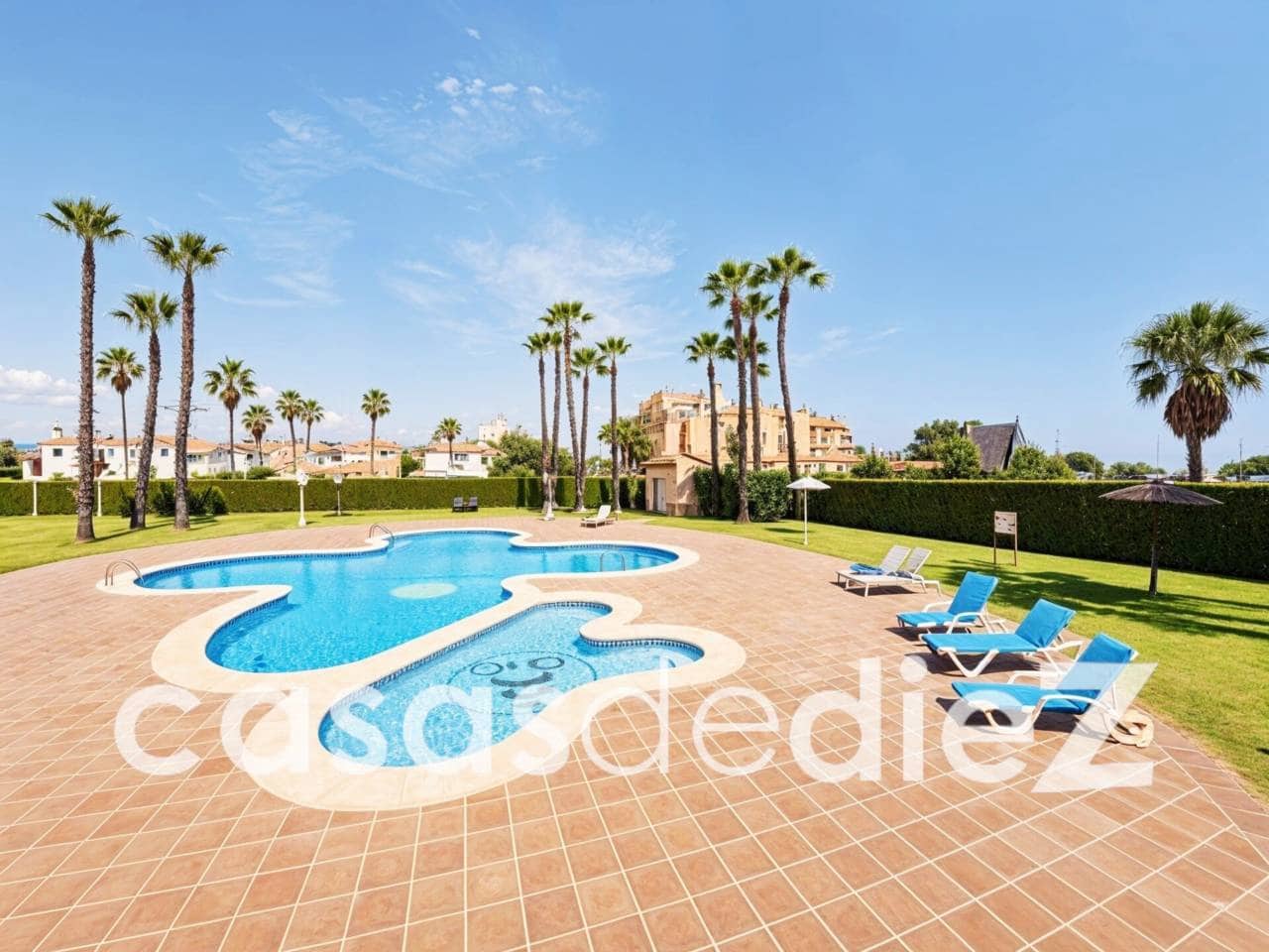 2 bedroom Flat for sale in Oliva Nova with pool garage - € 554,000 (Ref: 9930012)