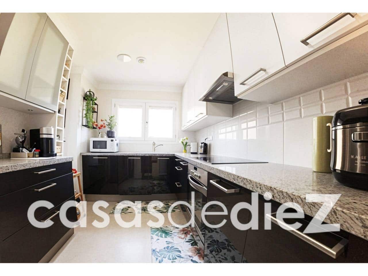 2 bedroom Flat for sale in Oliva Nova with pool garage - € 554,000 (Ref: 9930012)