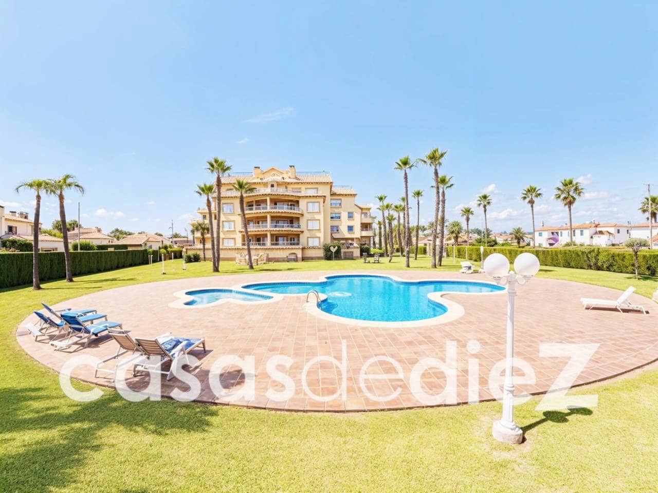 2 bedroom Flat for sale in Oliva Nova with pool garage - € 554,000 (Ref: 9930012)