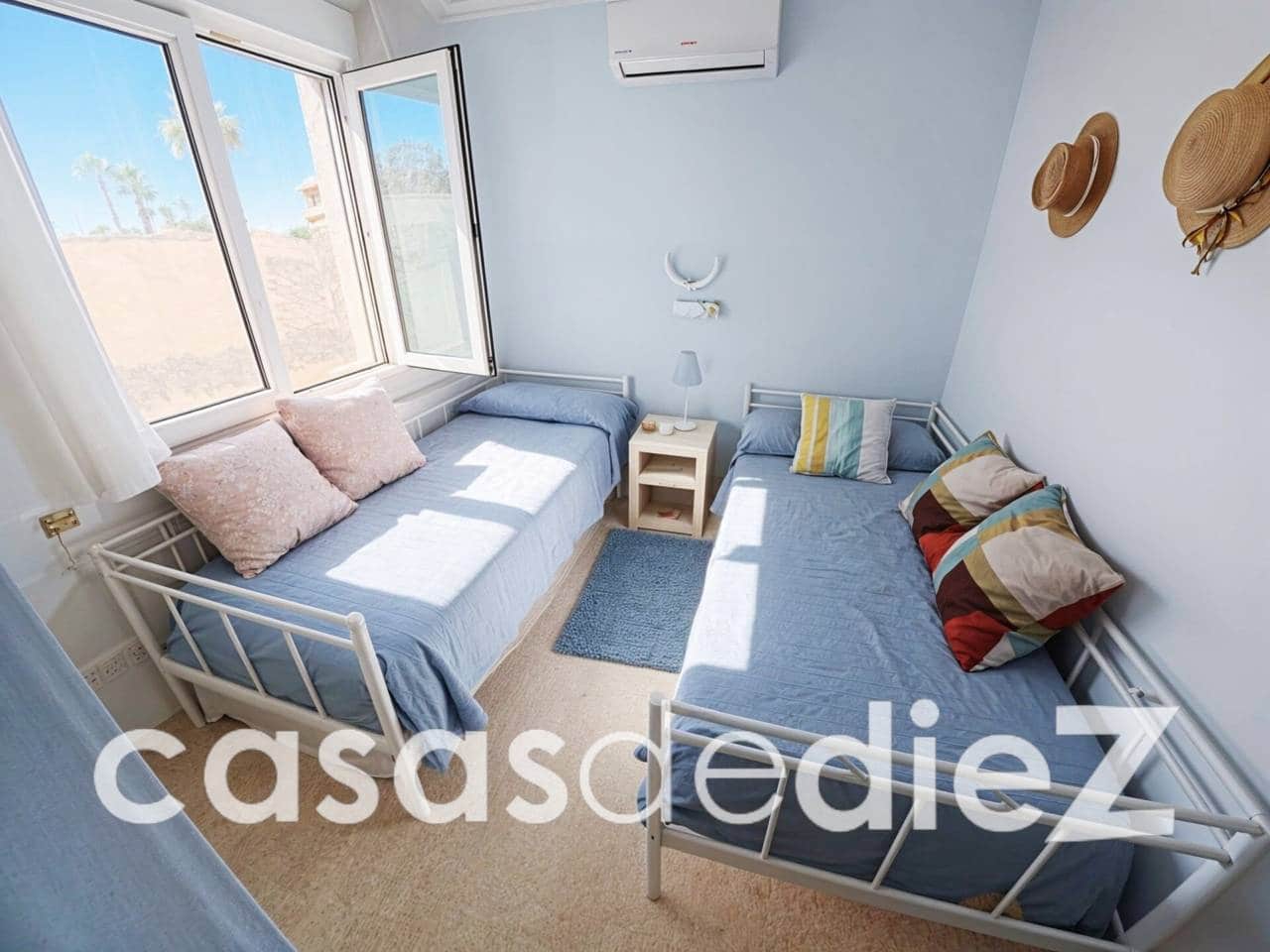2 soverom Hus til salgs i Oliva Nova med svømmebasseng - € 220 000 (Ref: 9943874)
