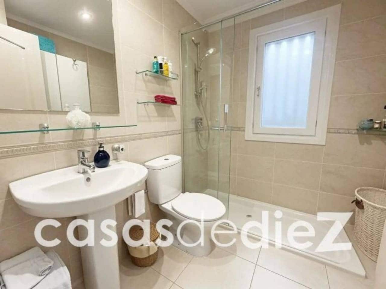 3 sypialnia Mieszkanie na sprzedaż w Oliva Nova z basenem garażem - 420 000 € (Ref: 9955644)