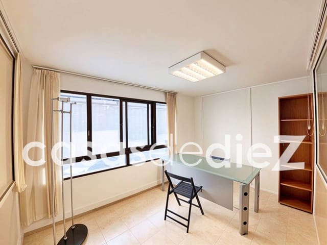 5 soverom Kontor til leie i Oliva - € 650 (Ref: 9976725)