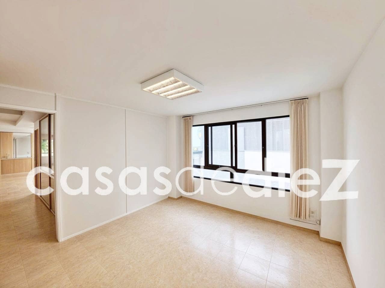 5 sypialnia Biuro do wynajęcia w Oliva - 650 € (Ref: 9976725)