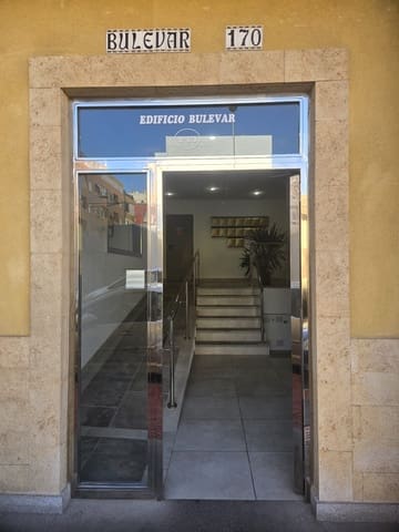 2 slaapkamer Penthouse te koop in Torrevieja - € 126.900 (Ref: 9285666)