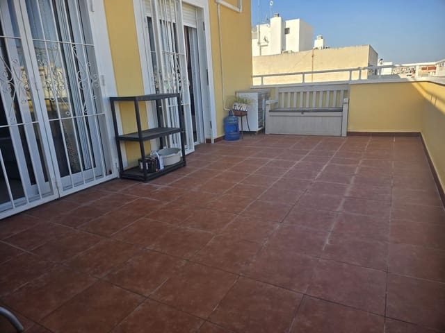 2 slaapkamer Penthouse te koop in Torrevieja - € 126.900 (Ref: 9285666)