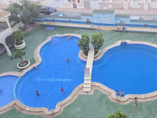 1 Zimmer Apartment zu verkaufen in La Mata, Torrevieja mit Pool - 140.000 € (Ref: 9285716)