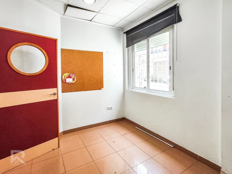 Negocio de 3 habitaciones en Gandia en venta con garaje - 199.000 € (Ref: 10025391)