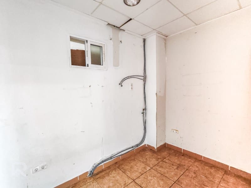 Negocio de 3 habitaciones en Gandia en venta con garaje - 199.000 € (Ref: 10025391)
