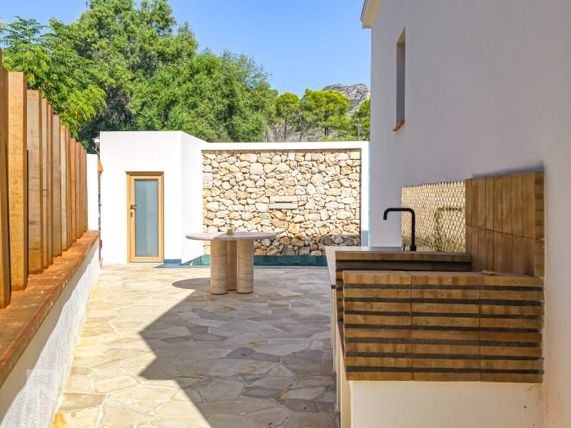 4 bedroom Villa for sale in Gandia with pool garage - € 440,000 (Ref: 10061712)