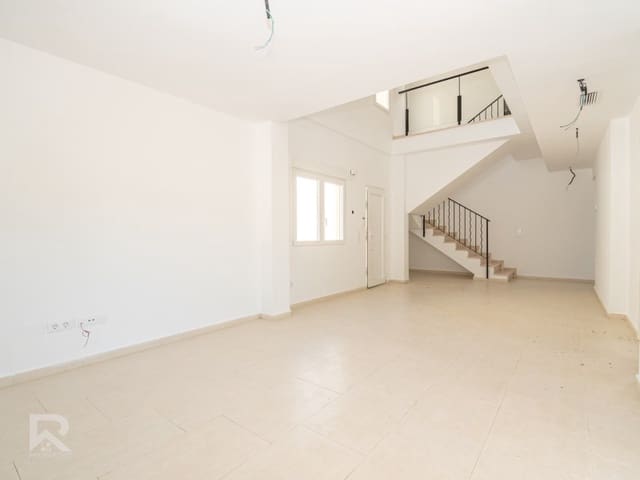 3 soverom Hus til salgs i Benicolet med svømmebasseng garasje - € 255 000 (Ref: 10124277)