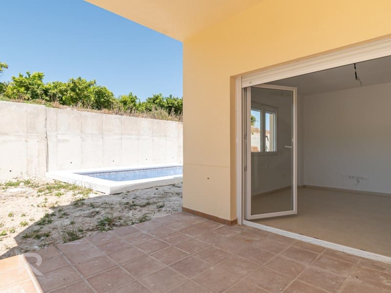 3 soverom Hus til salgs i Benicolet med svømmebasseng garasje - € 255 000 (Ref: 10124277)