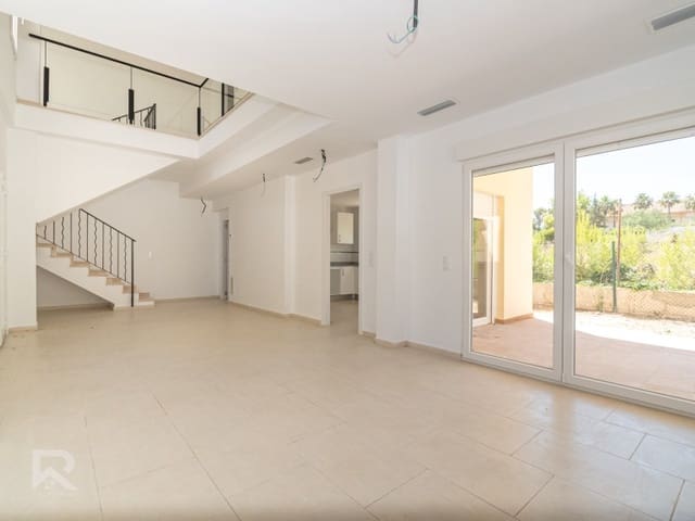 3 soverom Hus til salgs i Benicolet med svømmebasseng garasje - € 255 000 (Ref: 10124277)