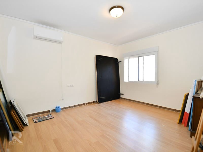 3 soveværelse Villa til salg i Daimus med garage - € 329.900 (Ref: 7803584)