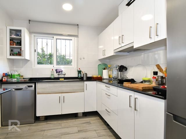 3 bedroom Villa for sale in Daimús with garage - € 329,900 (Ref: 7803584)