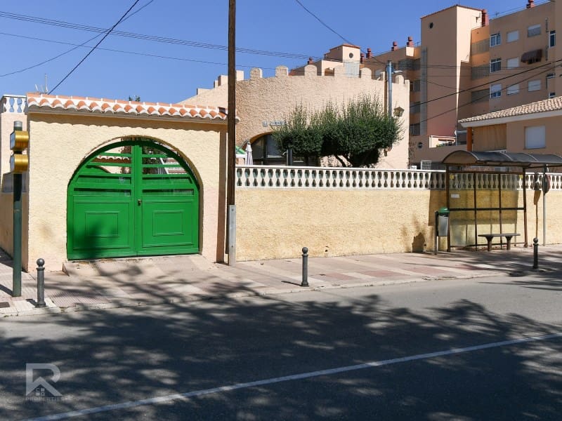 3 soveværelse Villa til salg i Daimus med garage - € 329.900 (Ref: 7803584)