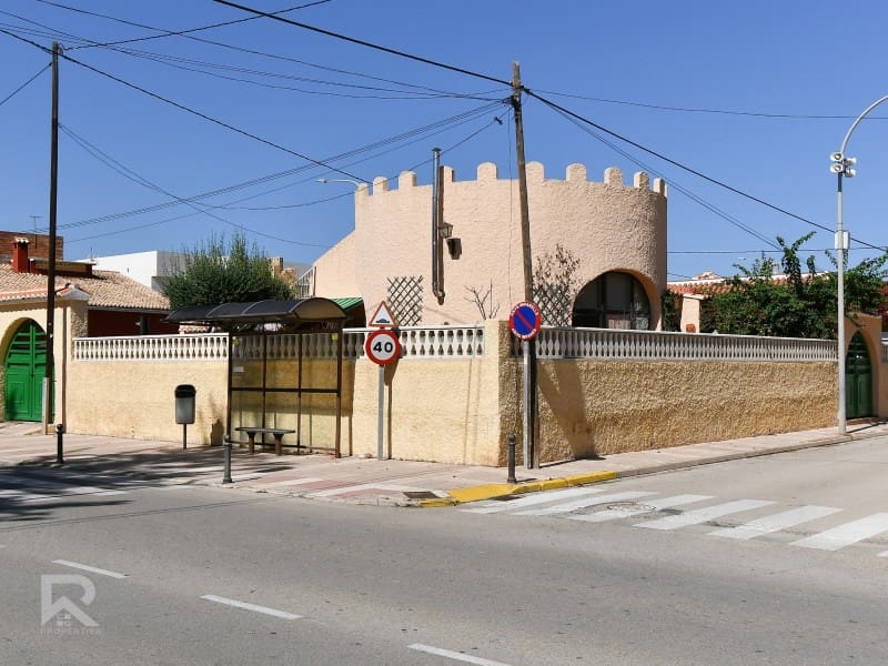 3 soveværelse Villa til salg i Daimus med garage - € 329.900 (Ref: 7803584)