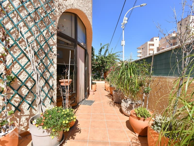 3 soveværelse Villa til salg i Daimus med garage - € 329.900 (Ref: 7803584)