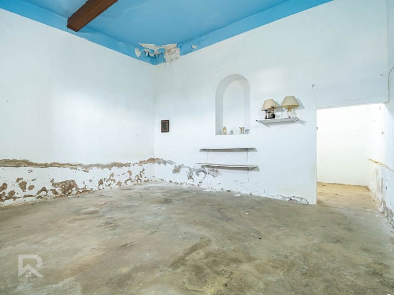 12 soveværelse Finca/Landehus til salg i Benifairo de la Valldigna - € 480.000 (Ref: 8458543)