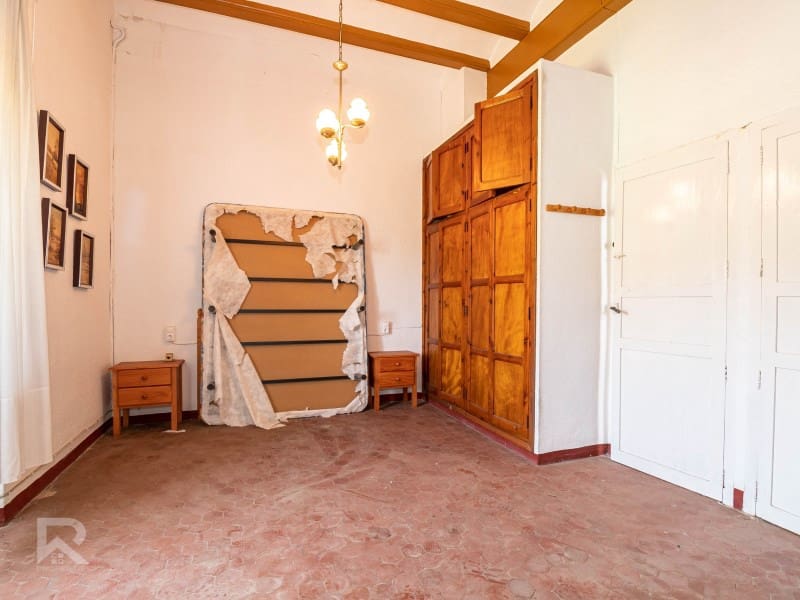 12 soveværelse Finca/Landehus til salg i Benifairo de la Valldigna - € 480.000 (Ref: 8458543)