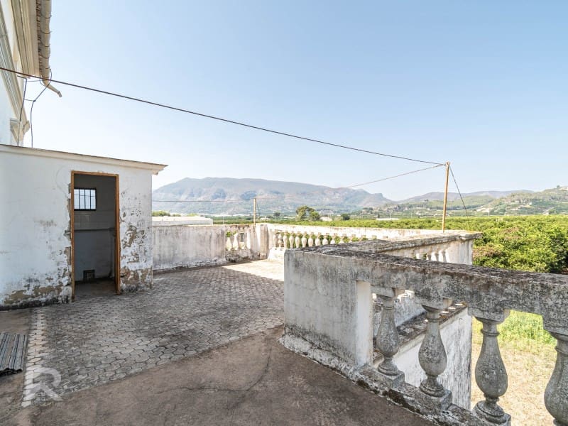 12 soveværelse Finca/Landehus til salg i Benifairo de la Valldigna - € 480.000 (Ref: 8458543)