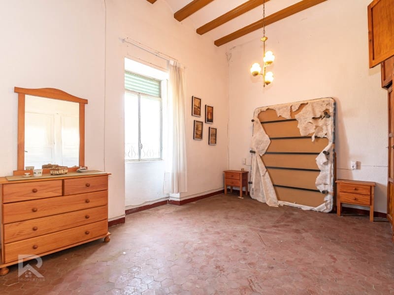 12 soveværelse Finca/Landehus til salg i Benifairo de la Valldigna - € 480.000 (Ref: 8458543)