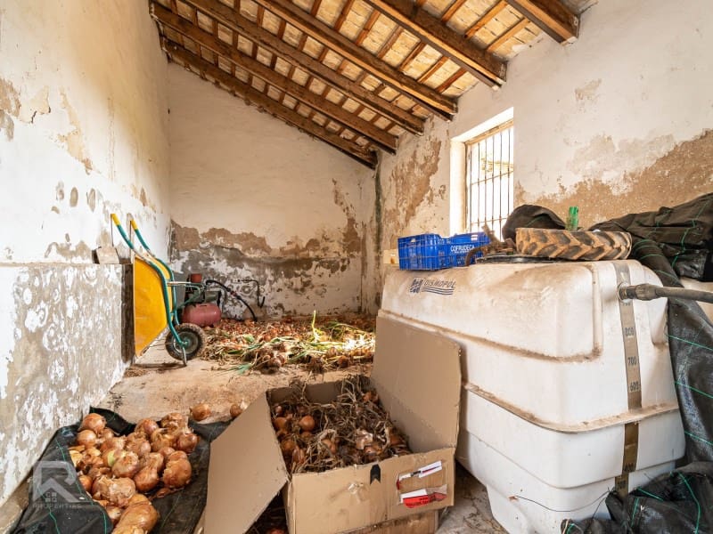 12 soveværelse Finca/Landehus til salg i Benifairo de la Valldigna - € 480.000 (Ref: 8458543)