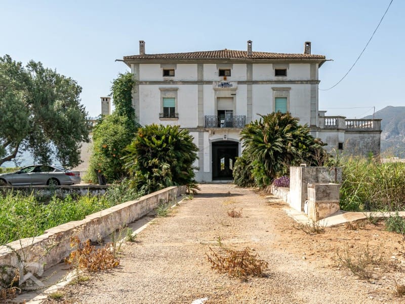 12 soveværelse Finca/Landehus til salg i Benifairo de la Valldigna - € 480.000 (Ref: 8458543)