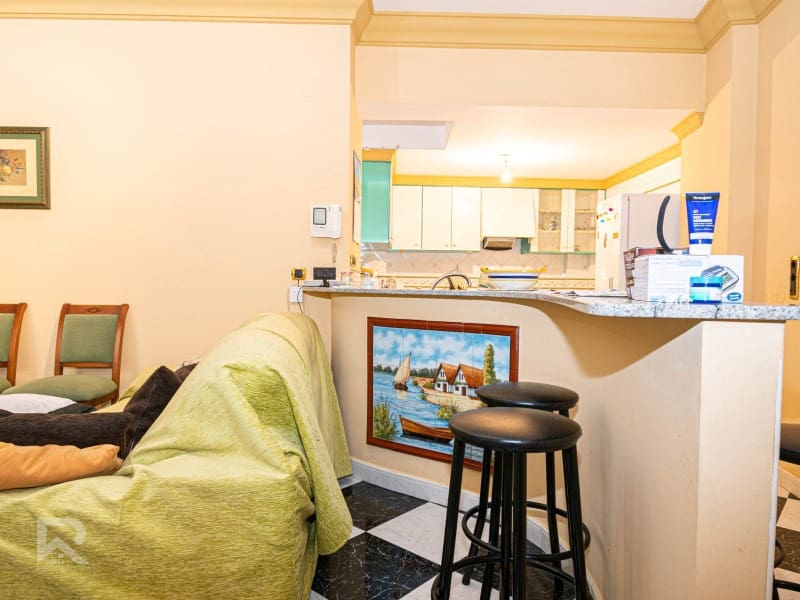 7 soveværelse Byhus til salg i Oliva med garage - € 285.000 (Ref: 8652925)