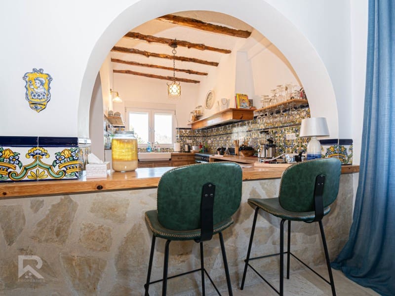 8 soveværelse Villa til salg i Simat de la Valldigna - € 550.000 (Ref: 8774015)