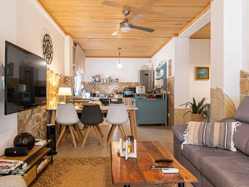 8 soveværelse Villa til salg i Simat de la Valldigna - € 550.000 (Ref: 8774015)