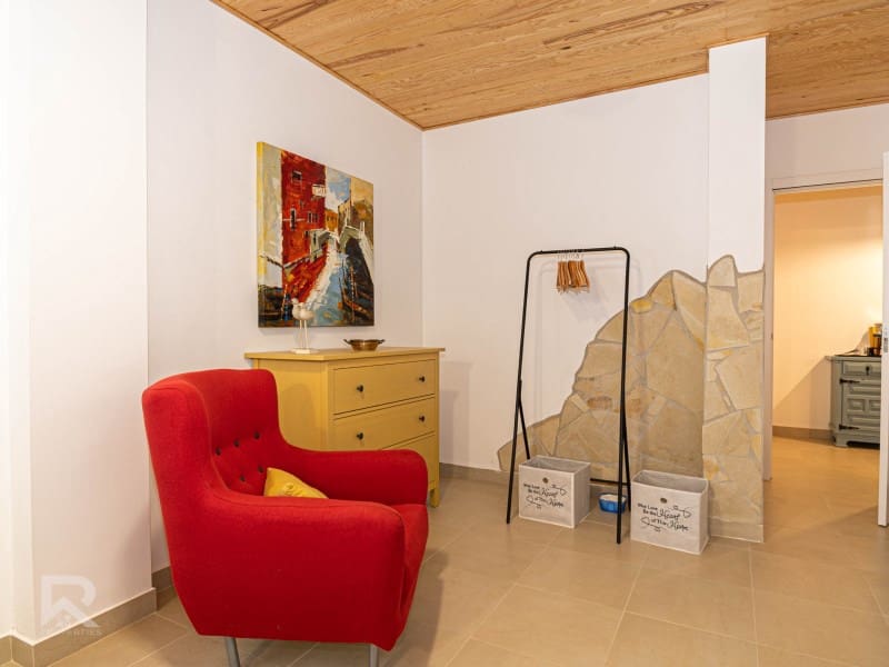 8 soveværelse Villa til salg i Simat de la Valldigna - € 550.000 (Ref: 8774015)