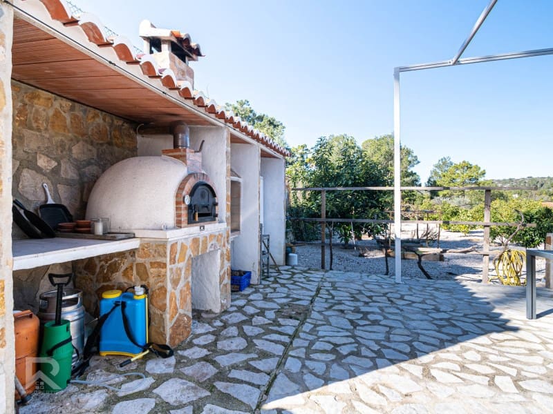 8 soveværelse Villa til salg i Simat de la Valldigna - € 550.000 (Ref: 8774015)