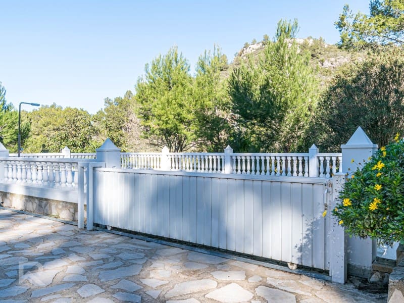 8 soveværelse Villa til salg i Simat de la Valldigna - € 550.000 (Ref: 8774015)